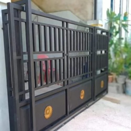 Contoh pintu gerbang 10 - Jasa pembuatan pagar besi Semarang Kendal